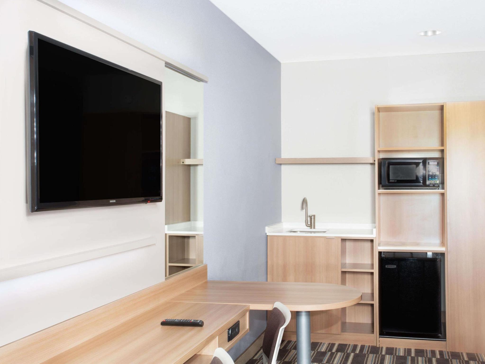 Hotel Microtel & By Wyndham Vernal/naples