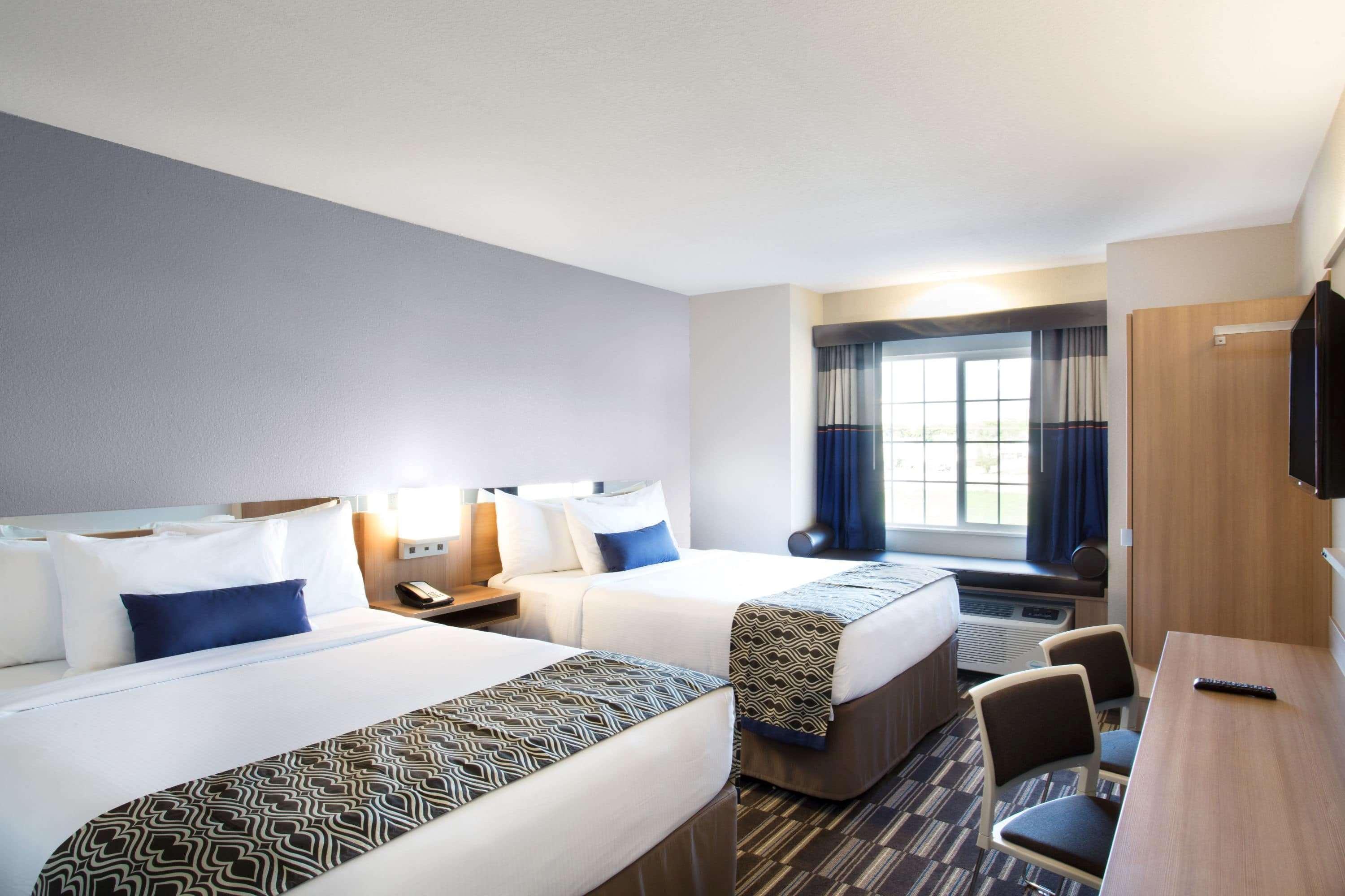 Hotel Microtel & By Wyndham Vernal/naples